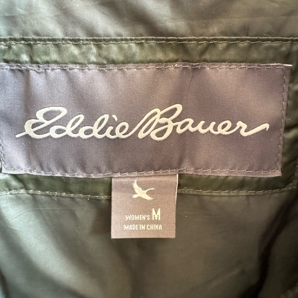 Green Quilted Hooded Jacket - Picture 2 of 3